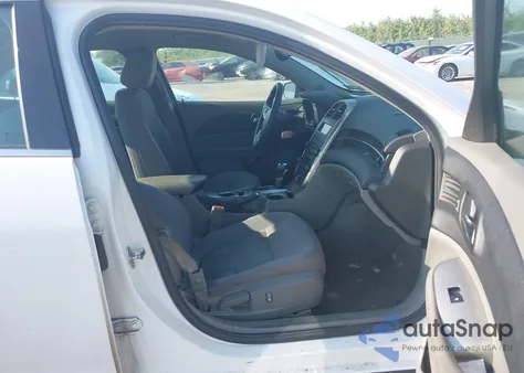 2014 Chevrolet Malibu 1Ls from USA, damaged, VIN 1G11B5SL8EF265295